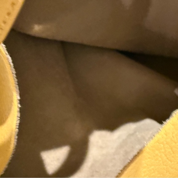 Anthropologie The Joss Elegant Tan Leather Bucket Tote Bag w/ Mini Pouch - Picture 11 of 11